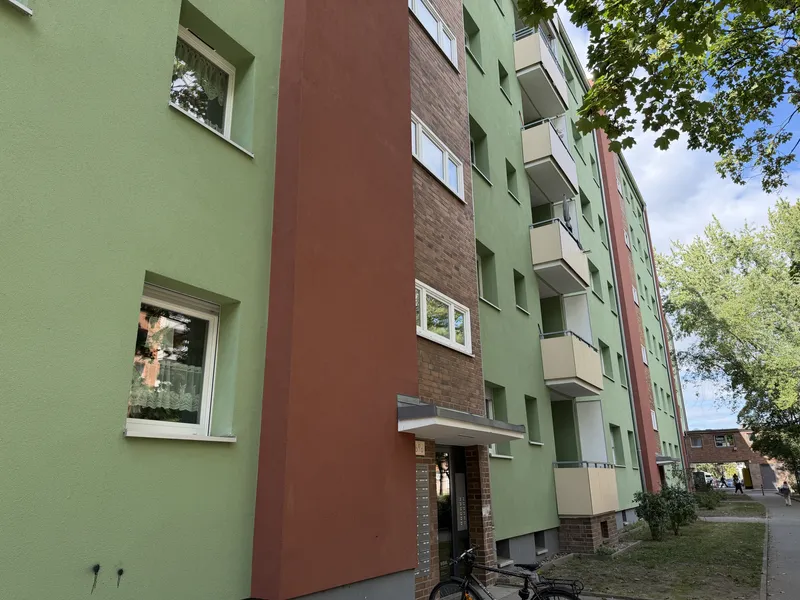 2-Zimmer-Wohnung in Spandau mit WBS 140 — photo 1
